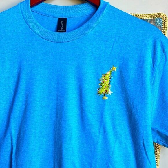 Gildan Blue Graphic T-Shirt with Crooked Neck Decorated Christmas Tree NWOT - Picture 1 of 2